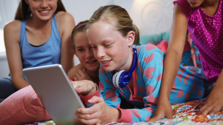 Áustria quer proibir redes sociais para menores de 14 anos: proteção digital ou excesso de controle?