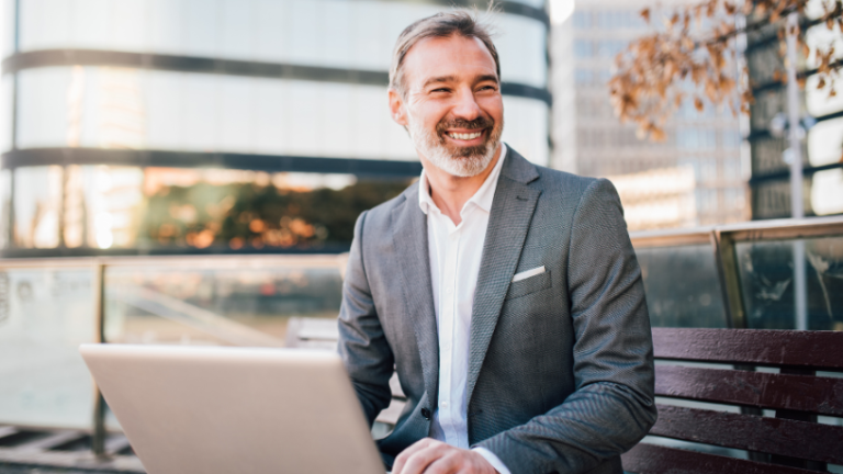 Matheus Vinicius Voigt destaca os benefícios da geração distribuída para indústrias e seu efeito positivo no sistema elétrico.